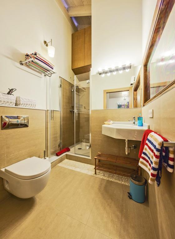 Гостевой дом Casas La Xiuca Коррас-де-ла-Пуэнте Экстерьер фото